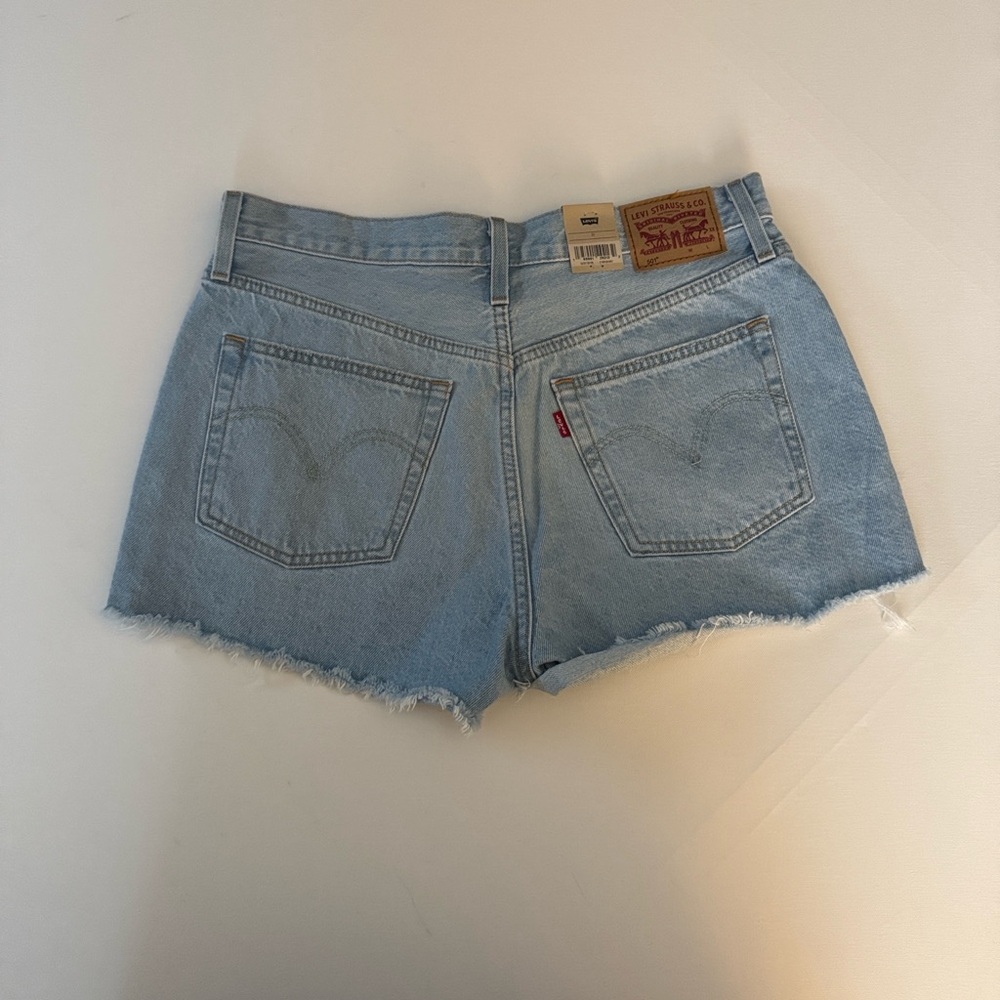 Levis Jean Shorts 501 Womens 31 - Picture 3 of 3